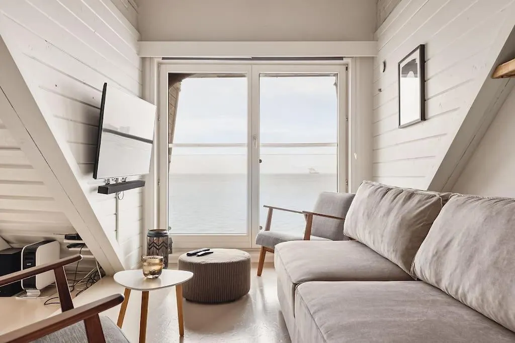 Dinbnb Apartments I Historical Seaside Apt I 500M To Bryggen - Value Bergen